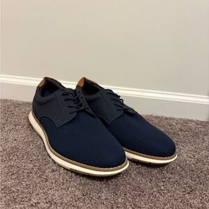 Classic Navy Men's Oxford Shoes